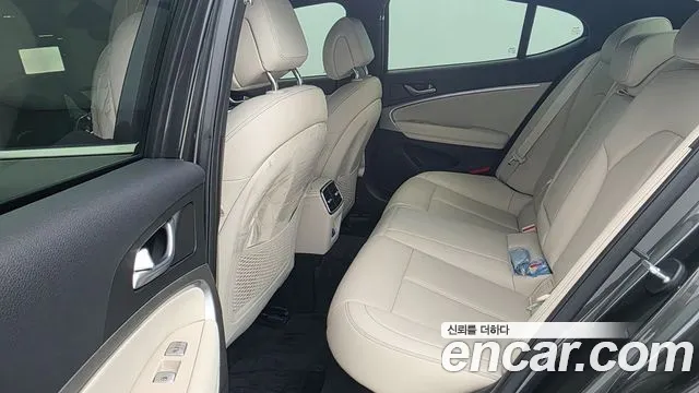 Genesis G70 New — Фото автомобиля 17