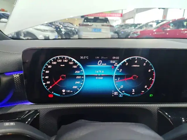 Mercedes-Benz A-Class — Фото автомобиля 11