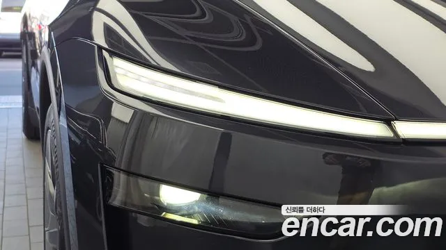 Tesla Model Y — Фото автомобиля 7