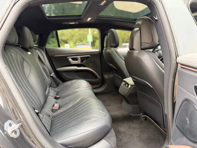 Mercedes-Benz EQS — Фото автомобиля 14