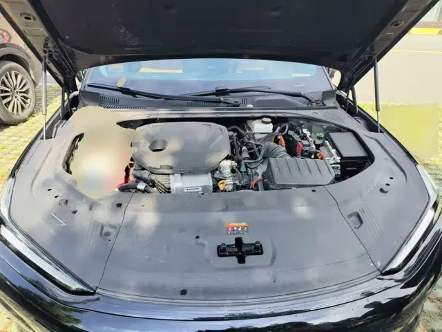 Geely Galaxy Xingyao 8 — Фото автомобиля 10