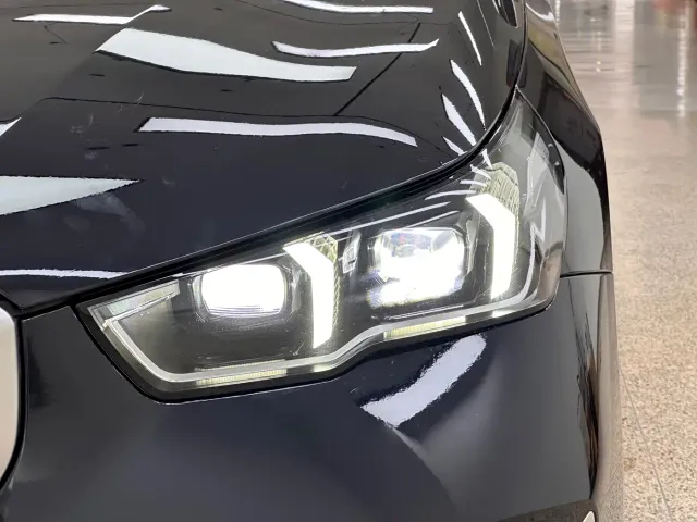 BMW 5 Series — Фото автомобиля 9