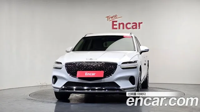 Genesis GV70 2.5T Бензин 2WD — Фото автомобиля 3