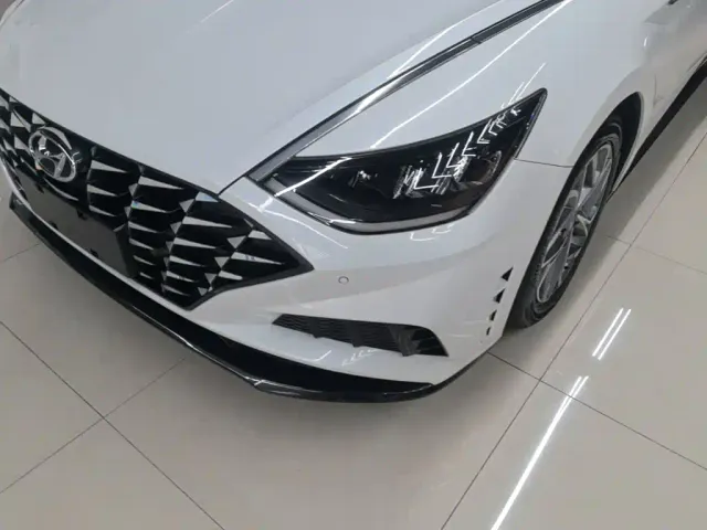 Hyundai Sonata — Фото автомобиля 23