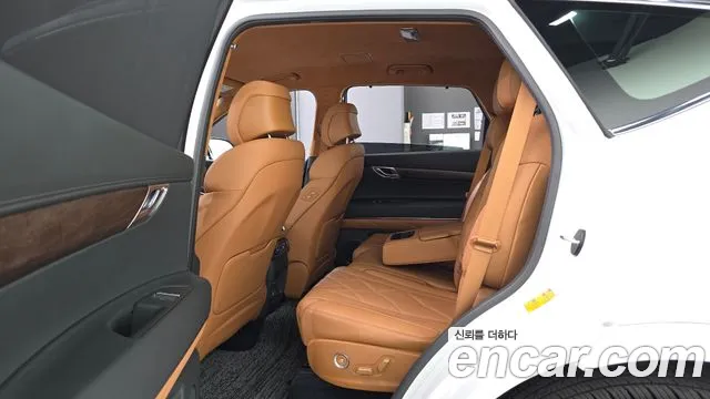 Genesis GV80 — Фото автомобиля 17