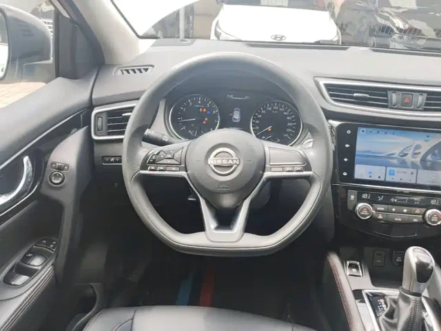 Nissan Qashqai — Фото автомобиля 10