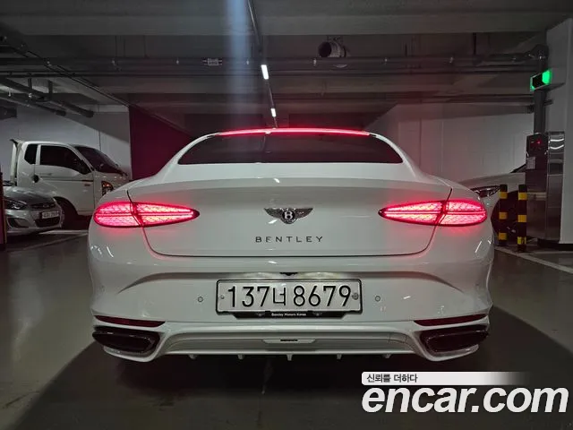 Bentley Continental — Фото автомобиля 6