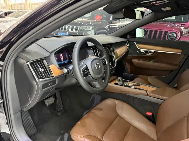 Volvo S90 — Фото автомобиля 5