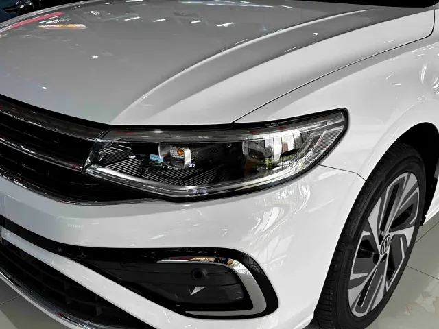 Volkswagen Bora — Фото автомобиля 4