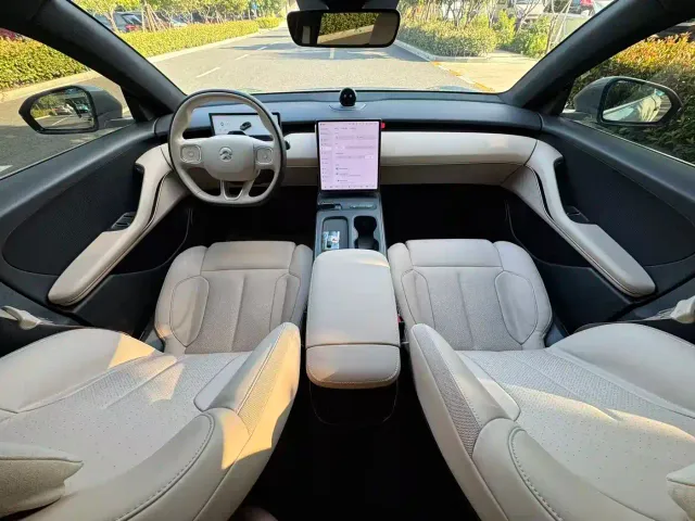 Nio ET5 Touring — Фото автомобиля 11