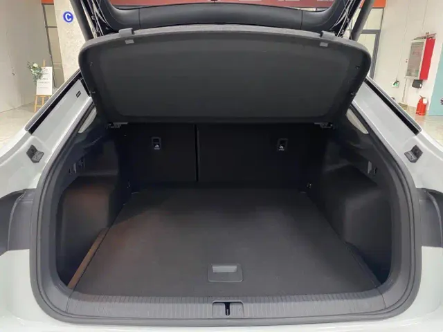 Volkswagen Tiguan X — Фото автомобиля 21