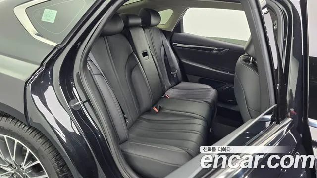 Genesis G80 Бензин 2.5 турбо AWD — Фото автомобиля 25