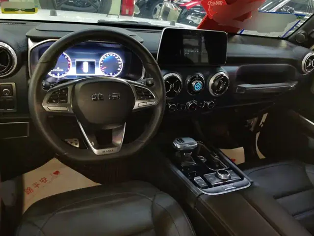 BAIC BJ40 — Фото автомобиля 12