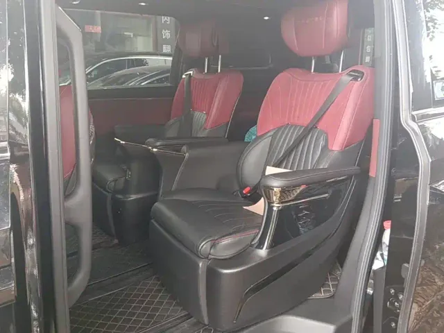 GAC Trumpchi M8 — Фото автомобиля 16