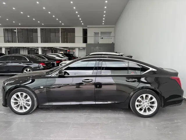 Cadillac CT5 — Фото автомобиля 7