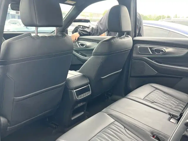 GAC Trumpchi GS8 — Фото автомобиля 4