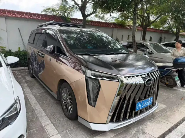 Фотография автомобиля — GAC Trumpchi M8