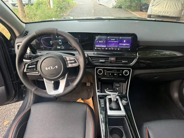 Kia Seltos — Фото автомобиля 6
