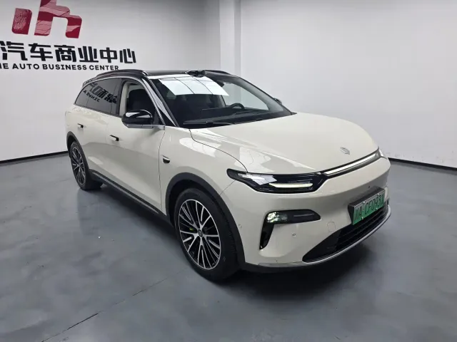 Leapmotor C11 — Фото автомобиля 3
