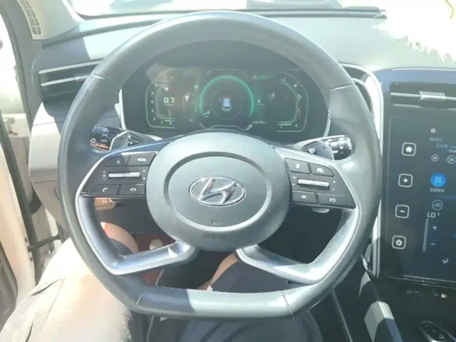 Hyundai Tucson — Фото автомобиля 10