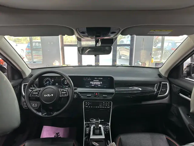 Kia Seltos — Фото автомобиля 12