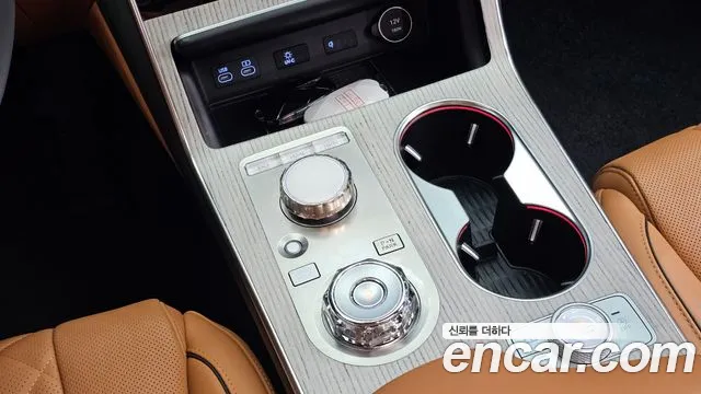 Genesis GV80 — Фото автомобиля 9