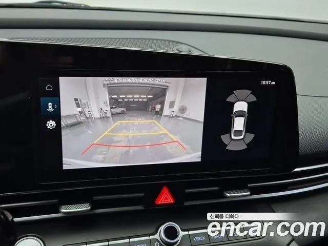 Hyundai Avante CN7 — Фото автомобиля 13