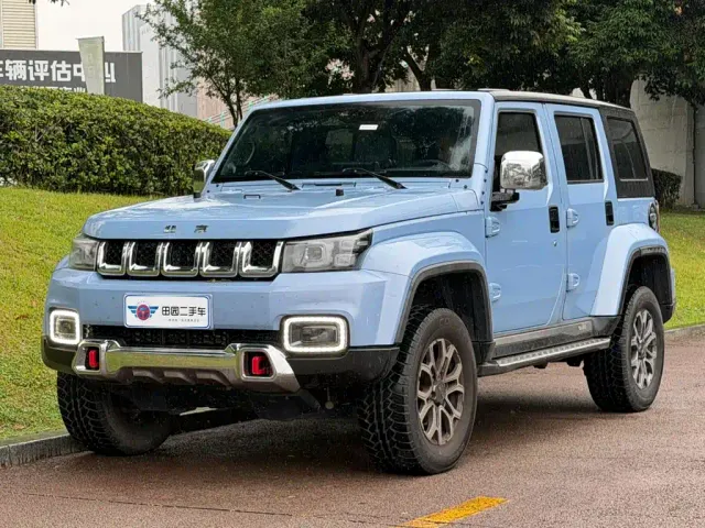 Фотография автомобиля — BAIC BJ40