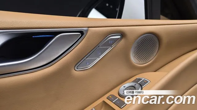 Genesis G80 Бензин 3.5 турбо AWD — Фото автомобиля 18