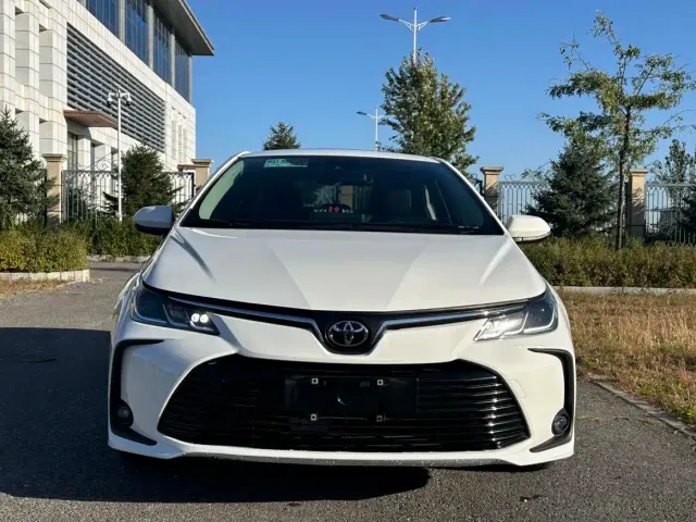 Toyota Corolla — Фото автомобиля 2