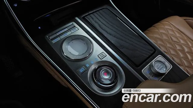 Genesis GV80 — Фото автомобиля 12