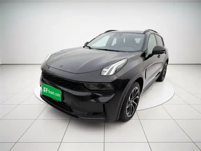 Фотография автомобиля — Lynk & Co 01