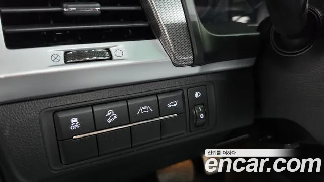 KG_Mobility_Ssangyong Rexton All Rexton Дизель 2.2 4WD — Фото автомобиля 27