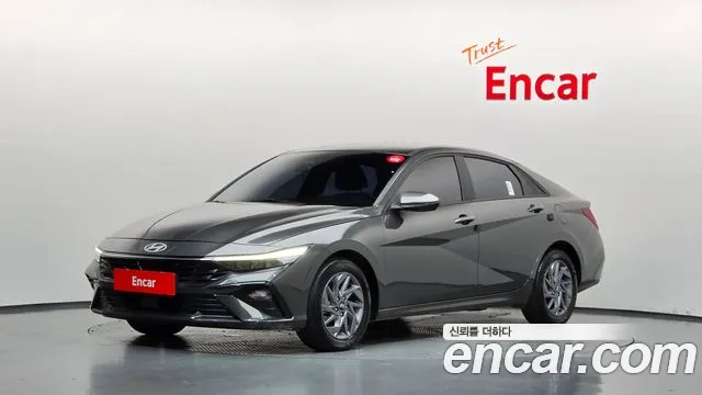 Фотография автомобиля — Hyundai Avante CN7