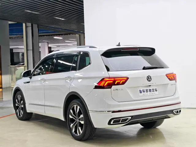 Volkswagen Tiguan L — Фото автомобиля 5