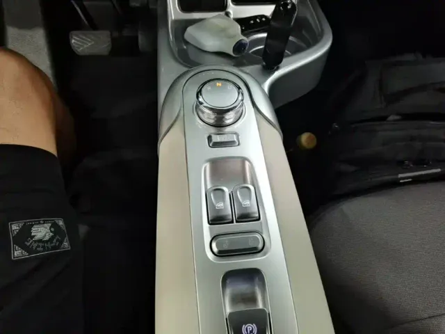 Changan Lumin — Фото автомобиля 13