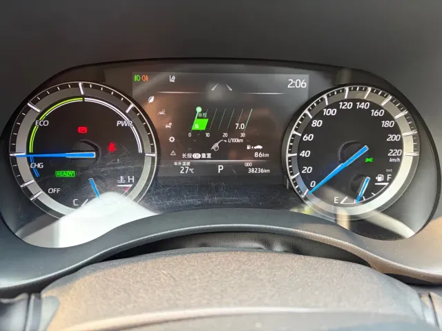Toyota Highlander — Фото автомобиля 15