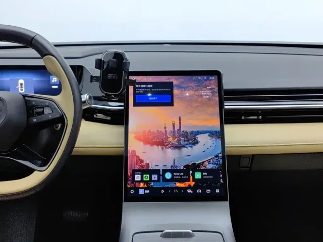 Geely Galaxy L6 — Фото автомобиля 12