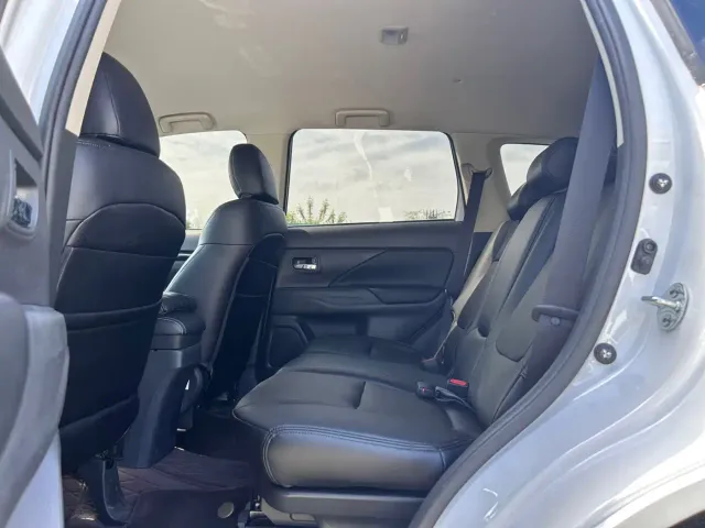 Mitsubishi Outlander — Фото автомобиля 6