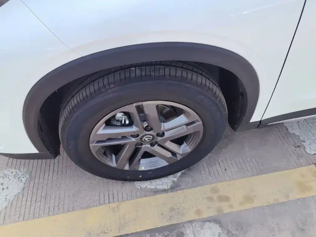 Changan X5 Plus — Фото автомобиля 24