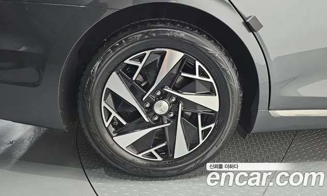 Hyundai Grandeur Grandeur (New) Hybrid — Фото автомобиля 5