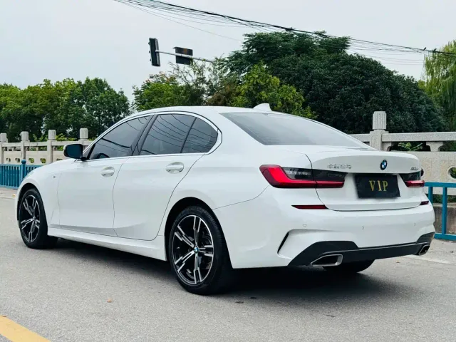 BMW 3 Series — Фото автомобиля 7