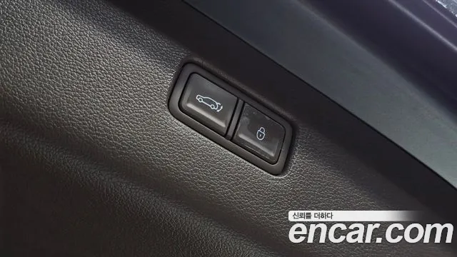 Genesis GV80 — Фото автомобиля 29