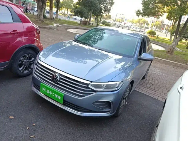 Фотография автомобиля — Volkswagen Lavida