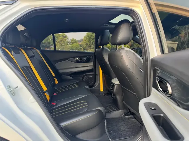 GAC Trumpchi Emkoo — Фото автомобиля 12