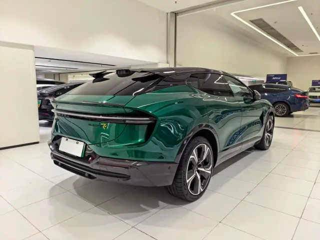 Lotus Eletre — Фото автомобиля 6