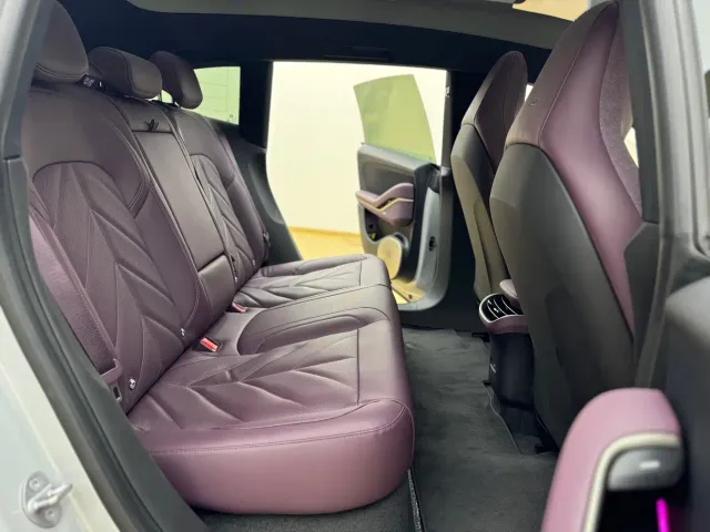 Nio ET5 Touring — Фото автомобиля 12