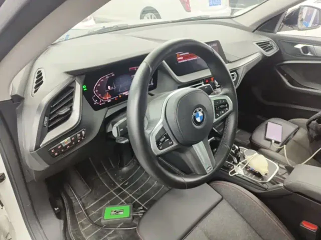 BMW 2 Series — Фото автомобиля 9