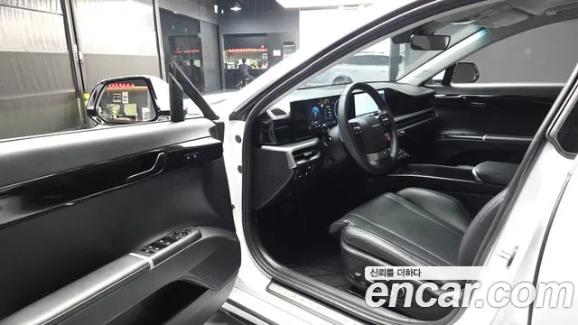 Hyundai Grandeur Grandeur (GN7) 3.5 LPG 2WD (Такси) — Фото автомобиля 10