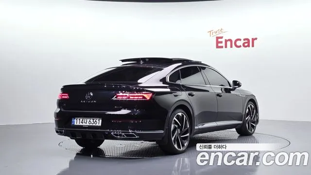 Volkswagen Arteon — Фото автомобиля 2
